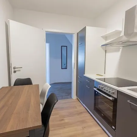 4-bett-wohnung Mit Modernem Design Apartmán