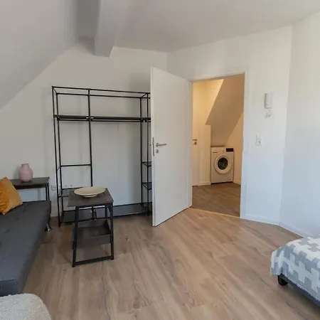 4-bett-wohnung Mit Modernem Design